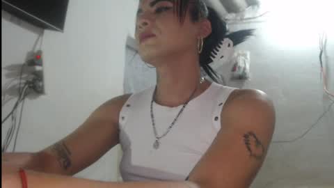 Analia smith online show from April 2026 06:41:01 PM