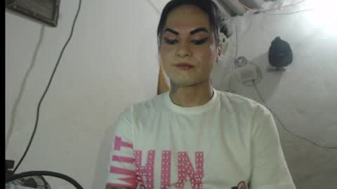 Snapshot of analia_smith chatting on May 2026 05:43:02 PM Analia smith online show from May 2026 05:43:02 PM