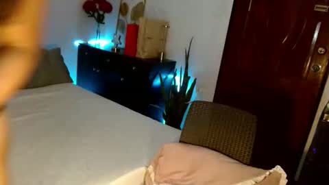 Snapshot of analordgoddessxx chatting on January 2026 09:52:01 PM Thena online show from January 2026 09:52:01 PM