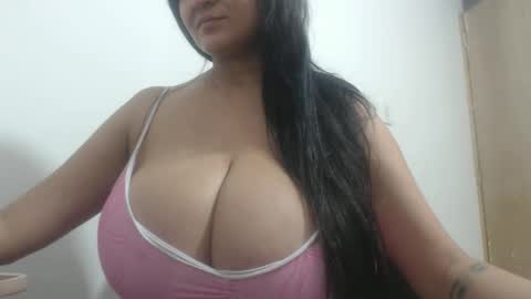 Snapshot of analy_hot chatting on February 2026 08:47:01 PM analy_hot online show from February 2026 08:47:01 PM