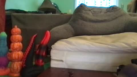 Mandy online show from November 2025 09:25:02 PM