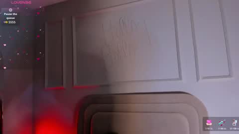 anamonroee online show from September 2025 11:48:01 AM