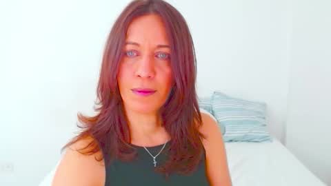 anapereira12 online show from March 2026 05:19:02 PM