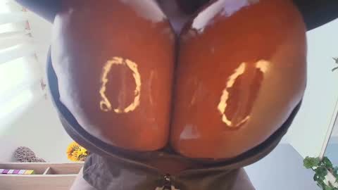 Snapshot of anaspencerx chatting on October 2025 01:24:02 PM ana online show from October 2025 01:24:02 PM