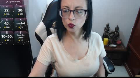 Snapshot of anasstaciaevanss chatting on April 2026 02:12:02 AM Anastacia online show from April 2026 02:12:02 AM