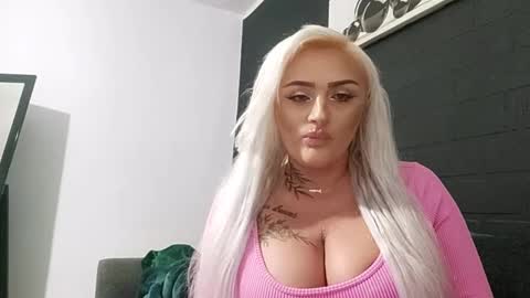 AnastasiaAmore online show from September 2025 09:40:02 PM