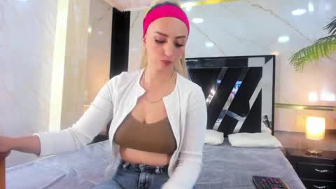 Anastasia online show from March 2026 01:00:01 PM