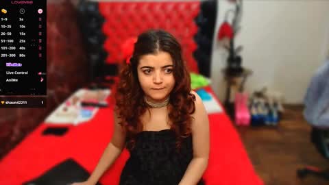 Ana   online show from November 2025 07:58:01 PM