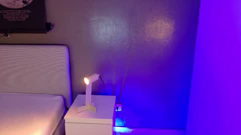 Kendra  online show from November 2025 10:29:01 AM