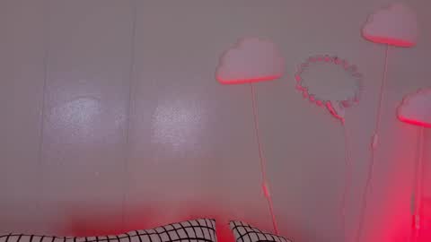 Kendra  online show from April 2026 09:56:01 AM