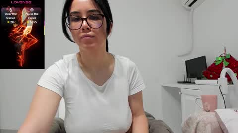 Andreea online show from January 2026 03:54:01 AM