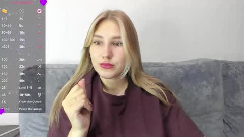 Andisa online show from December 2025 03:30:01 PM