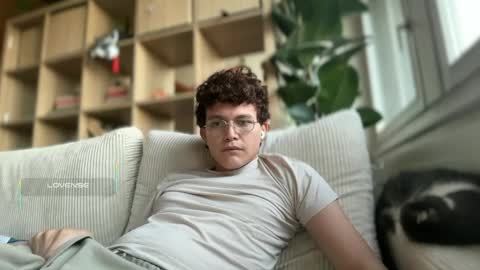 Snapshot of anddres_boss chatting on November 2025 04:06:02 PM Tell Me ANDRESS ----- online show from November 2025 04:06:02 PM