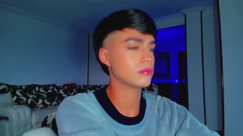 Dani 3  online show from February 2025 07:47:02 PM