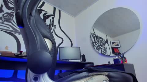 Andrs   -                   online show from April 2026 02:27:02 AM