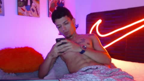 Snapshot of andersonz98 chatting on November 2025 06:59:01 AM andersonZ98 online show from November 2025 06:59:01 AM