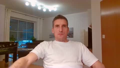 Name online show from December 2024 08:16:01 AM