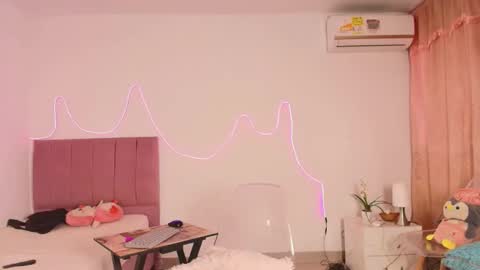 andre_lezcano online show from April 2026 01:31:02 PM