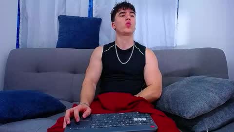 Snapshot of andre_parker chatting on January 2026 12:34:02 AM Andre Parker online show from January 2026 12:34:02 AM