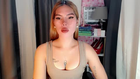 andrea06121998 online show from March 2026 12:33:02 PM