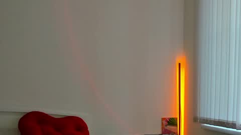 andrea__bass online show from May 2026 04:01:02 PM