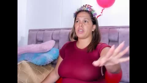 Andrea bigtits69 online show from September 2025 02:40:02 PM