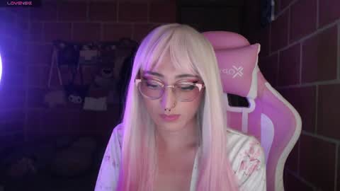 Andrea  online show from July 2026 07:37:01 AM