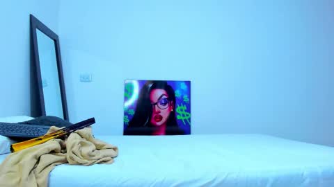 Andrea Cherry online show from September 2025 02:07:02 PM