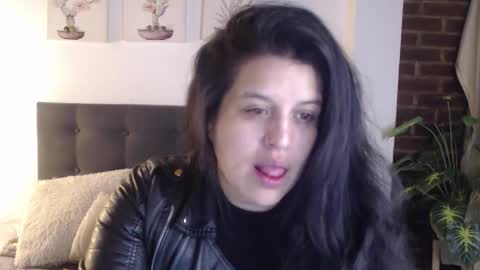 ANDREA  online show from March 2026 01:44:01 PM