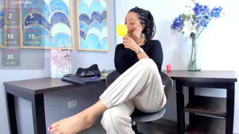 Snapshot of andreaa_zoee_ chatting on September 2025 02:16:01 PM Andrea Zoelins online show from September 2025 02:16:01 PM