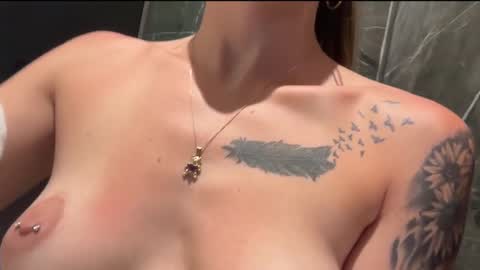 Andrea Elizabeth online show from September 2025 01:54:01 AM