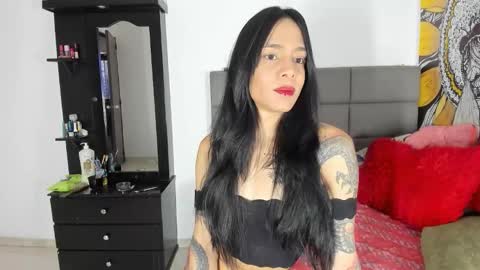 Snapshot of andreaflamel chatting on February 2026 05:06:02 PM ANDREA online show from February 2026 05:06:02 PM