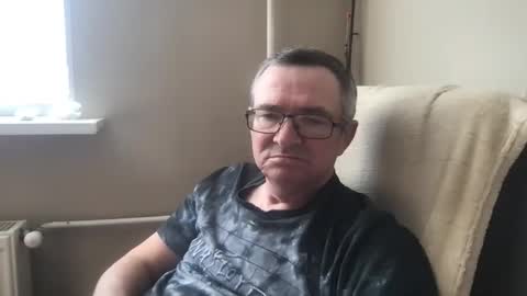 Snapshot of andreass60 chatting on April 2026 07:08:01 AM andreass60 online show from April 2026 07:08:01 AM