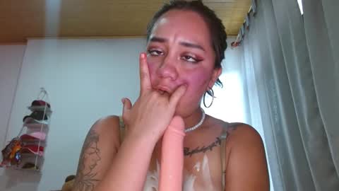 Snapshot of andrebigboobs chatting on February 2025 08:05:02 PM Andre online show from February 2025 08:05:02 PM