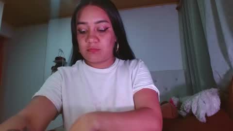 Snapshot of andrebigboobs chatting on February 2025 11:32:02 PM Andre online show from February 2025 11:32:02 PM