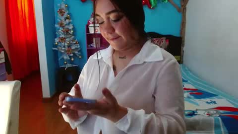 Snapshot of andrebigboobs chatting on December 2025 06:38:02 PM Andre online show from December 2025 06:38:02 PM