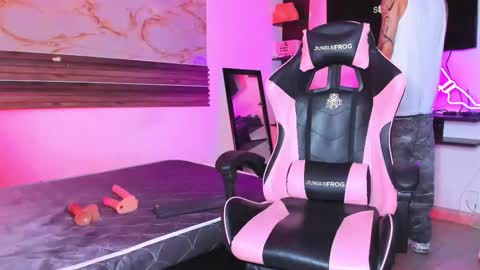 andrees_s online show from March 2026 11:59:02 AM