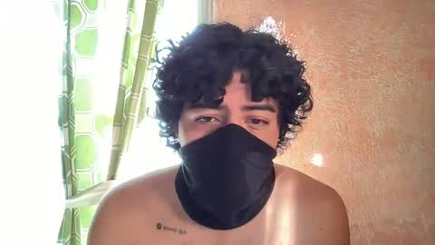 Snapshot of andrelabuda9 chatting on December 2024 10:03:02 PM Andre Labuda online show from December 2024 10:03:02 PM