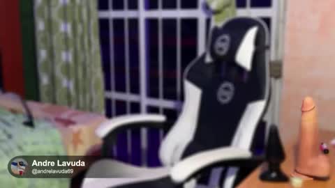 Snapshot of andrelabuda9 chatting on September 2025 09:45:02 AM Andre Labuda online show from September 2025 09:45:02 AM