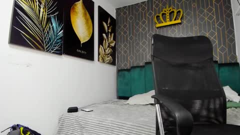 insta andres clark  online show from February 2026 04:54:01 PM