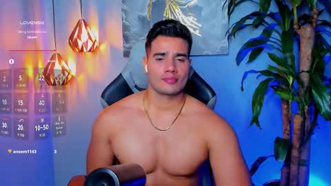 Andres online show from November 2025 01:06:01 AM