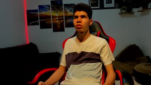 Snapshot of andrew_2811 chatting on October 2025 06:09:01 AM andrew_2811 online show from October 2025 06:09:01 AM