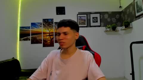 Snapshot of andrew_2811 chatting on November 2025 06:57:02 AM andrew_2811 online show from November 2025 06:57:02 AM