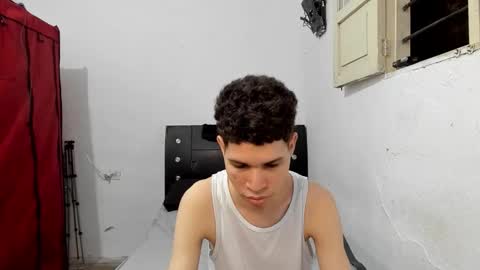 Snapshot of andrew_2811 chatting on January 2026 12:15:02 AM andrew_2811 online show from January 2026 12:15:02 AM