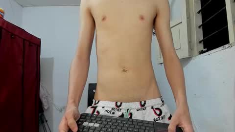 Snapshot of andrew_2811 chatting on January 2026 12:48:01 AM andrew_2811 online show from January 2026 12:48:01 AM