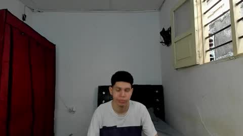 Snapshot of andrew_2811 chatting on February 2026 10:44:01 PM andrew_2811 online show from February 2026 10:44:01 PM