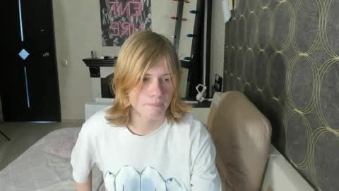 Andrew online show from April 2026 11:52:02 AM