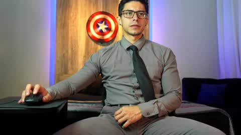 Andrew online show from December 2024 06:59:02 AM