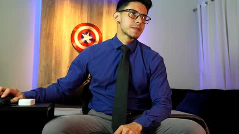 Andrew online show from December 2024 06:43:01 AM