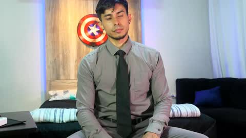 Andrew online show from February 2025 02:15:01 AM